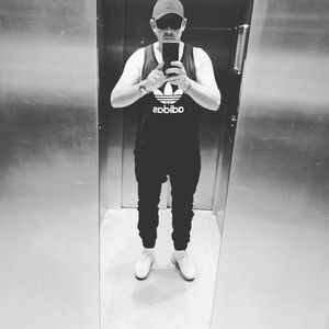 Meet your Posher, Aaron